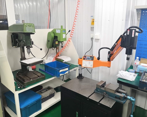 自动攻丝机 台钻